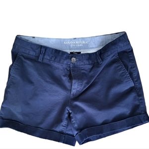 Woman's Banana republic shorts size 2